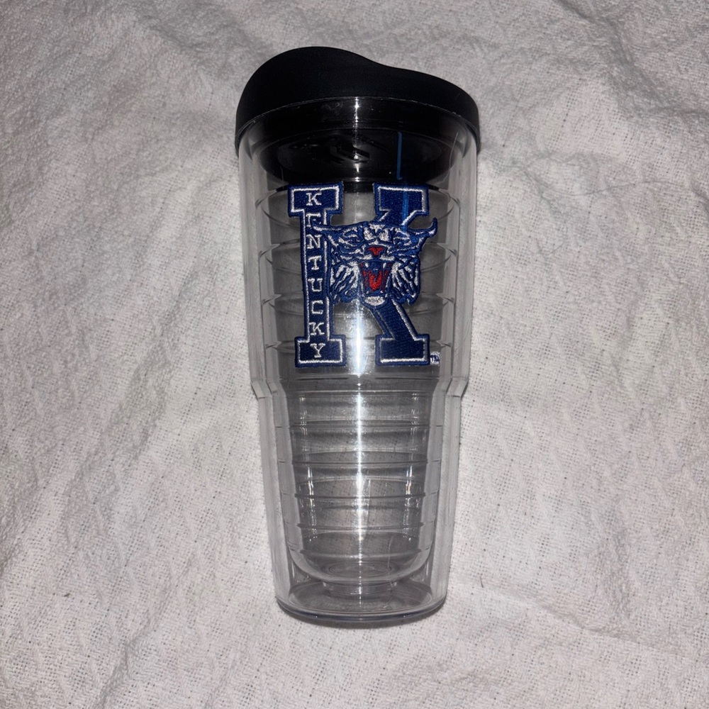 University of Kentucky Tervis